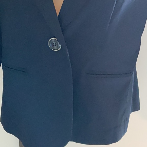 Dark Blue one button stretch with ruched sleeves blazer. - Picture 3 of 8